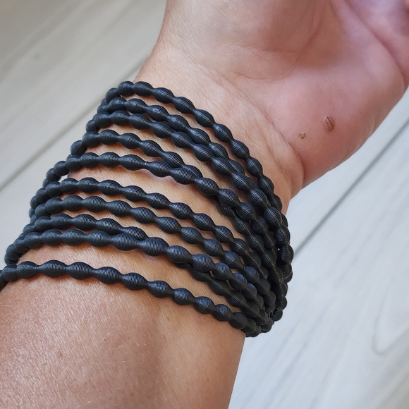 Cookie Lee Steel Gray Set Of 10 Stretch Bangle Bracelets #88051 NWT - Picture 5 of 7